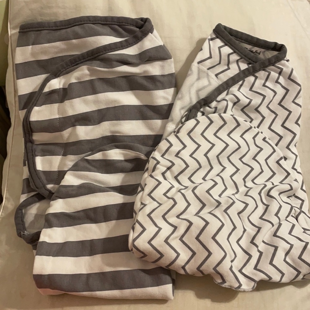 Baby swaddles